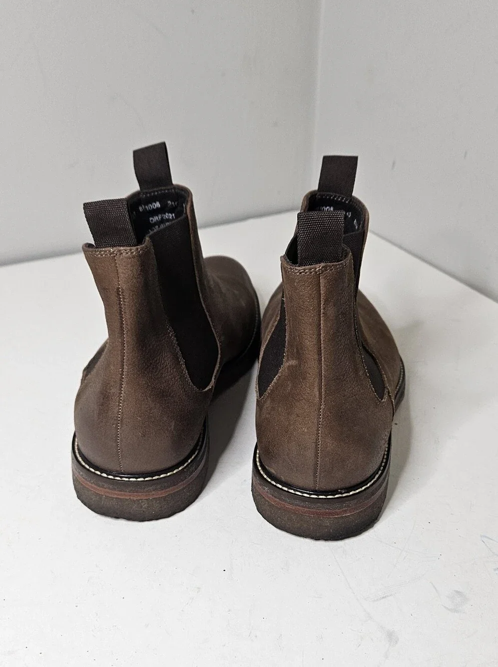 Onward Reserve Highland Chelsea Boots Brown Men's Slip On Elastic Sides 8.5